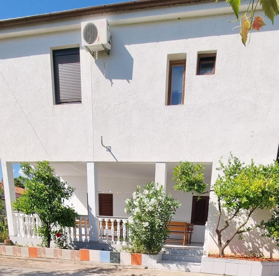 Holiday Home Jukic Pr Seline Extérieur photo
